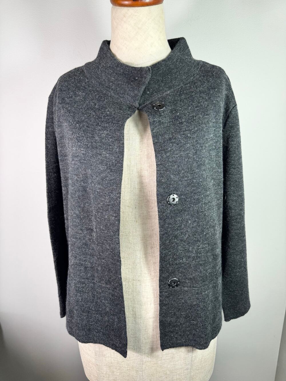 New York & Company Wool Gray Cardigan Sweater Size S